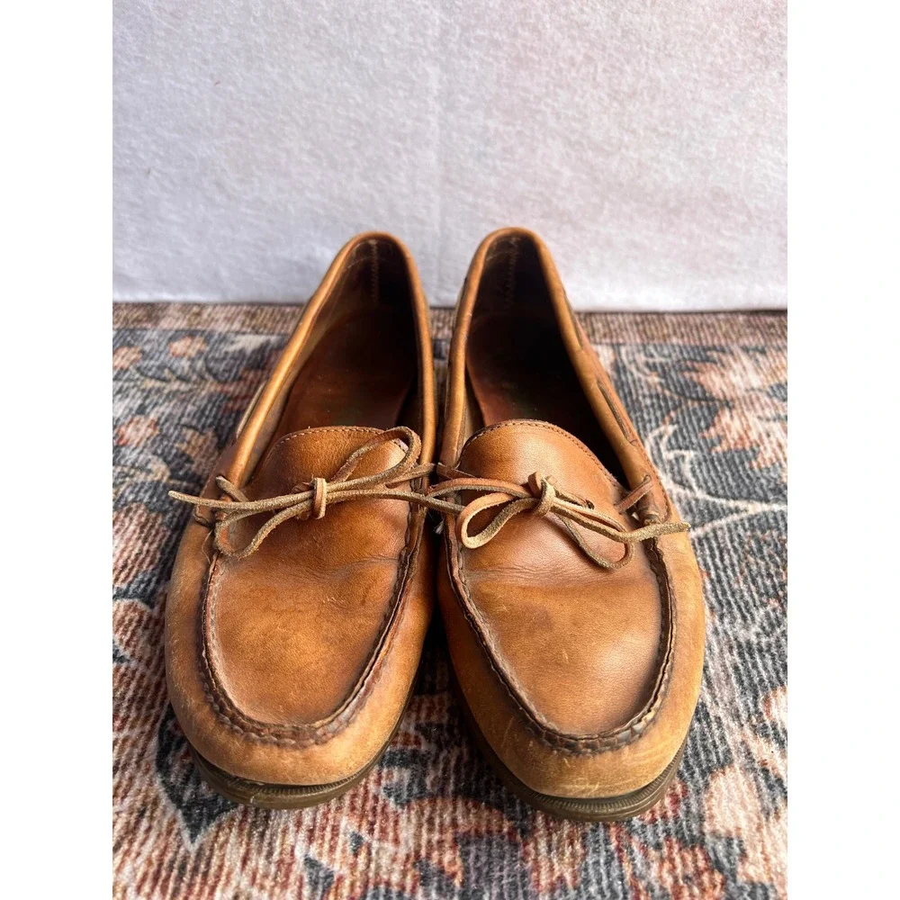 Sebago classic leather